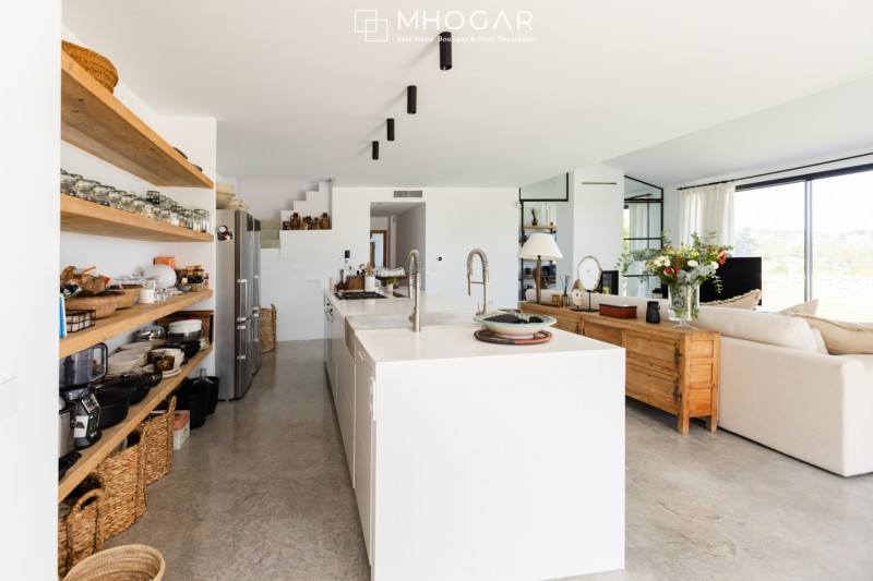  Exclusive Annual Rental - Timeless Design,  Mediterranean Views in La Costa Blanca!